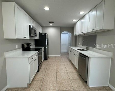1631 Sherbourne Street - Photo Thumbnail 8