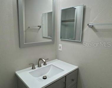 1631 Sherbourne Street - Photo Thumbnail 17