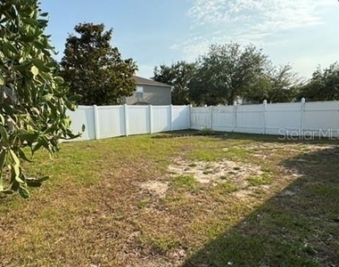 1631 Sherbourne Street - Photo Thumbnail 20