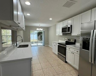 1631 Sherbourne Street - Photo Thumbnail 7