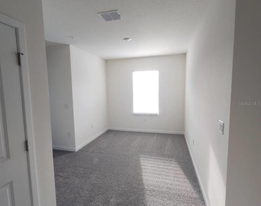 3371 Chroma Street - Photo Thumbnail 11