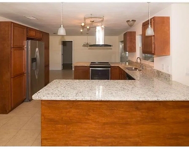100 Huntswood Court - Photo Thumbnail 1
