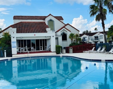 2556 Woodgate Boulevard - Photo Thumbnail 19