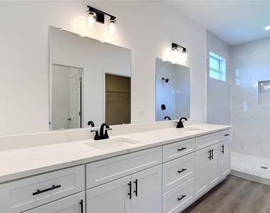 1081 Mccrory Street - Photo Thumbnail 27