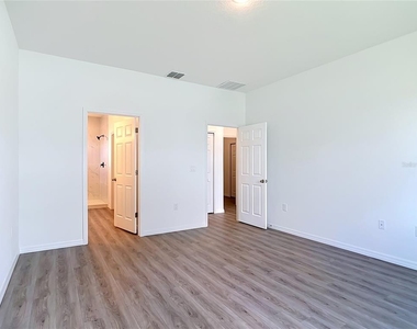 1081 Mccrory Street - Photo Thumbnail 26