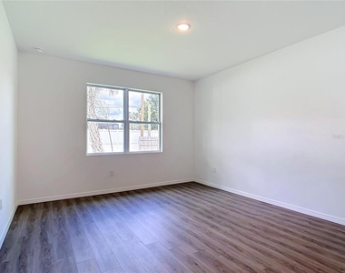 1081 Mccrory Street - Photo Thumbnail 24