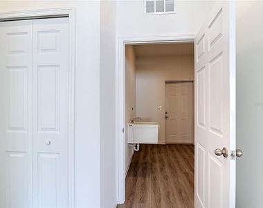 1081 Mccrory Street - Photo Thumbnail 46
