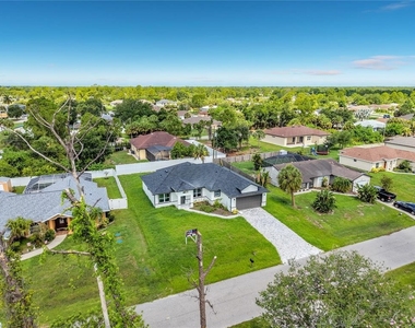 1081 Mccrory Street - Photo Thumbnail 7