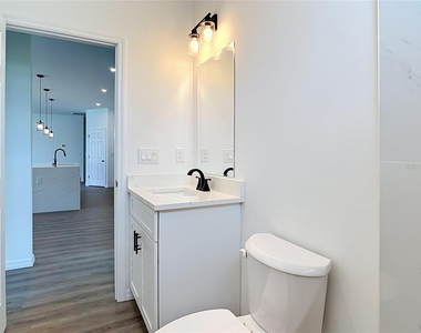 1081 Mccrory Street - Photo Thumbnail 45