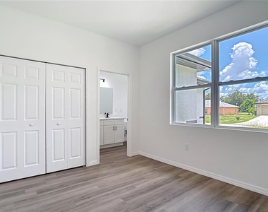 2607 Seagull Lane - Photo Thumbnail 35