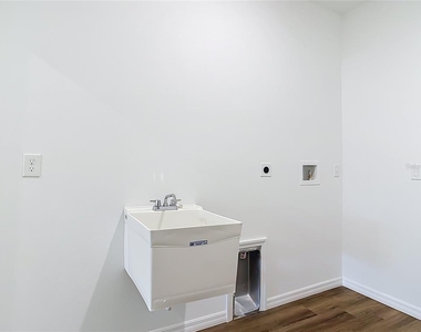 2607 Seagull Lane - Photo Thumbnail 42