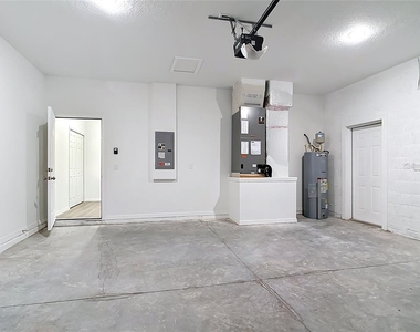 2607 Seagull Lane - Photo Thumbnail 45