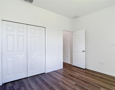 2607 Seagull Lane - Photo Thumbnail 25