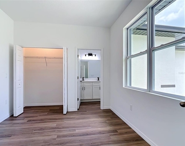 2607 Seagull Lane - Photo Thumbnail 36