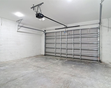 2607 Seagull Lane - Photo Thumbnail 44