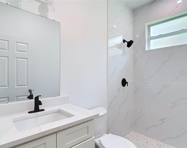 2607 Seagull Lane - Photo Thumbnail 27