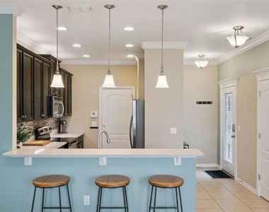 9194 Shepton Street - Photo Thumbnail 2