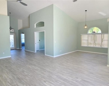 1224 Siesta Key Circle - Photo Thumbnail 7