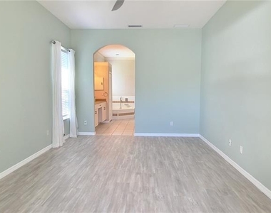 1224 Siesta Key Circle - Photo Thumbnail 18