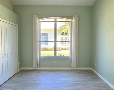 1224 Siesta Key Circle - Photo Thumbnail 16