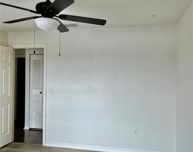 1939 Summer Club Apt Drive - Photo Thumbnail 13