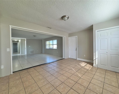 1219 Browning Avenue - Photo Thumbnail 11