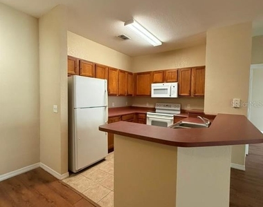 8103 Lillies Way - Photo Thumbnail 3