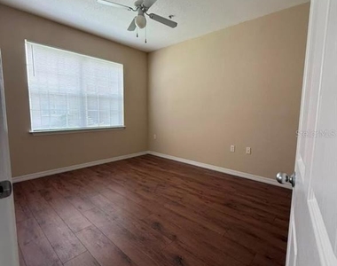 8103 Lillies Way - Photo Thumbnail 5