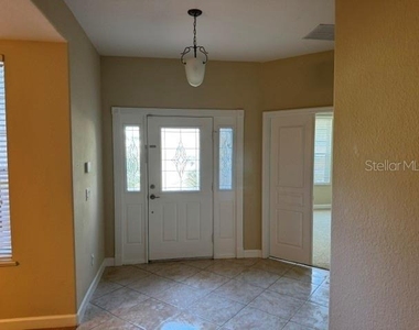 1079 Glenraven Lane - Photo Thumbnail 6