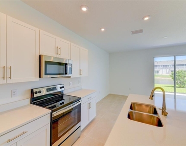 5744 Haven Terrace Terrace - Photo Thumbnail 9