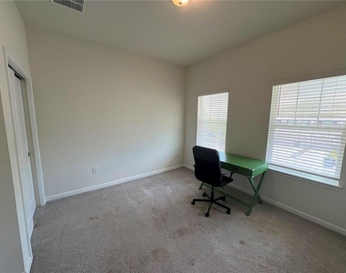5553 Pleasantview Court - Photo Thumbnail 16