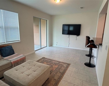 5553 Pleasantview Court - Photo Thumbnail 10