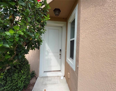 5553 Pleasantview Court - Photo Thumbnail 6