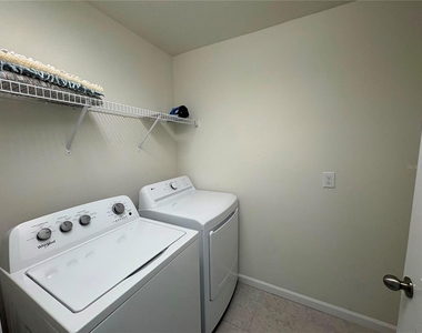5553 Pleasantview Court - Photo Thumbnail 23