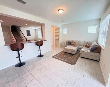5553 Pleasantview Court - Photo Thumbnail 4