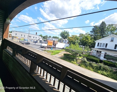 114 S Valley Avenue - Photo Thumbnail 7