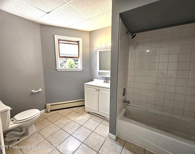 114 S Valley Avenue - Photo Thumbnail 2