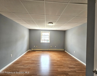 114 S Valley Avenue - Photo Thumbnail 3