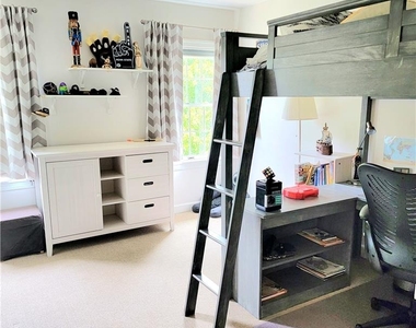 4431 Virginia Drive - Photo Thumbnail 12