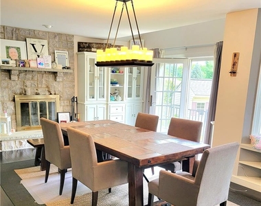 4431 Virginia Drive - Photo Thumbnail 7