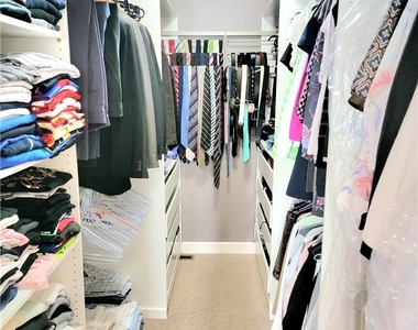 4431 Virginia Drive - Photo Thumbnail 9