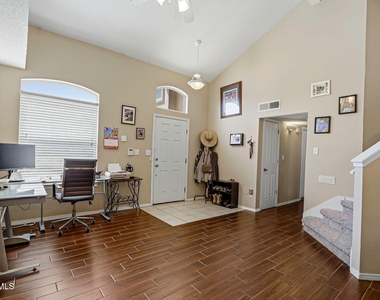 14233 Spanish Point Drive - Photo Thumbnail 3