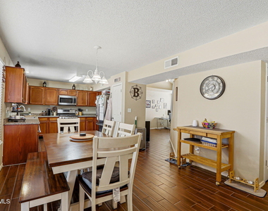 14233 Spanish Point Drive - Photo Thumbnail 4