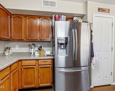 14233 Spanish Point Drive - Photo Thumbnail 12