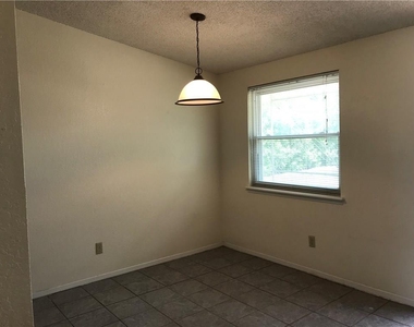 8500 Lakehurst Road - Photo Thumbnail 4