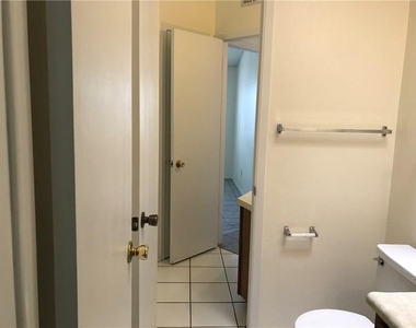 8500 Lakehurst Road - Photo Thumbnail 12
