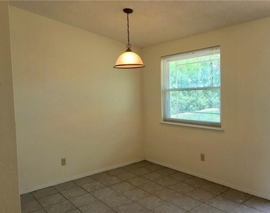 8500 Lakehurst Road - Photo Thumbnail 5