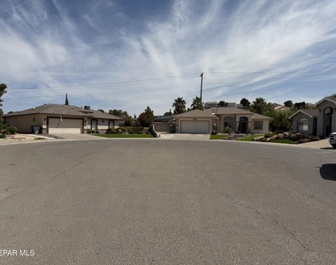 917 Tecate Place - Photo Thumbnail 46