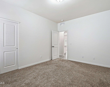 13106 Kington Avenue - Photo Thumbnail 16