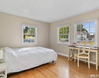 118 Lloyd Drive - Photo Thumbnail 19